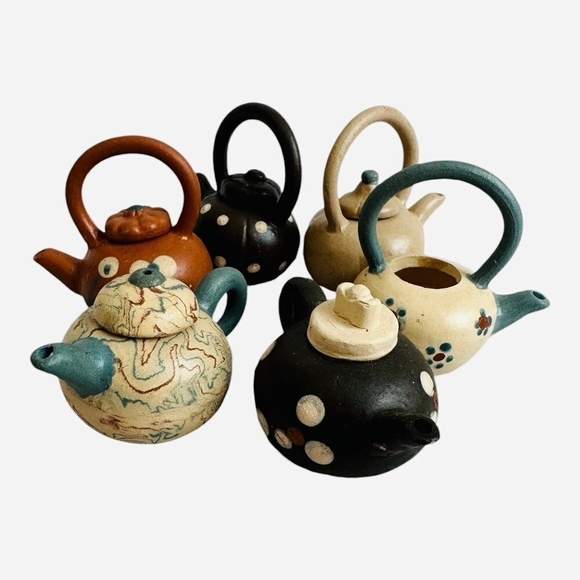 Unique Collection of 6 Vintage Chinese Yixing Ceramic Teapots Mini Teapots Set - Picture 1 of 4